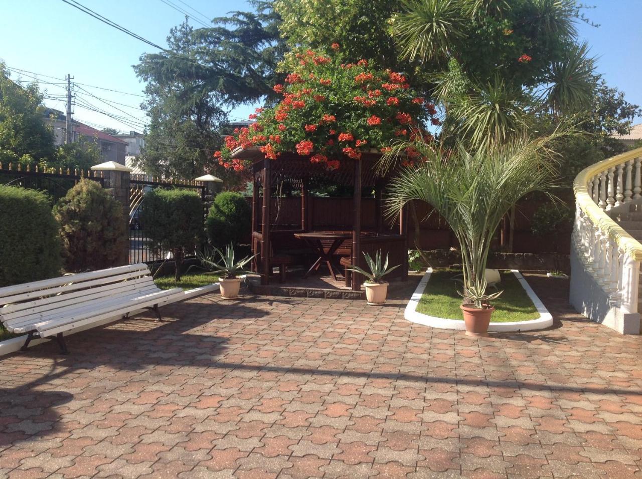 George'S House Kobuleti Exterior foto
